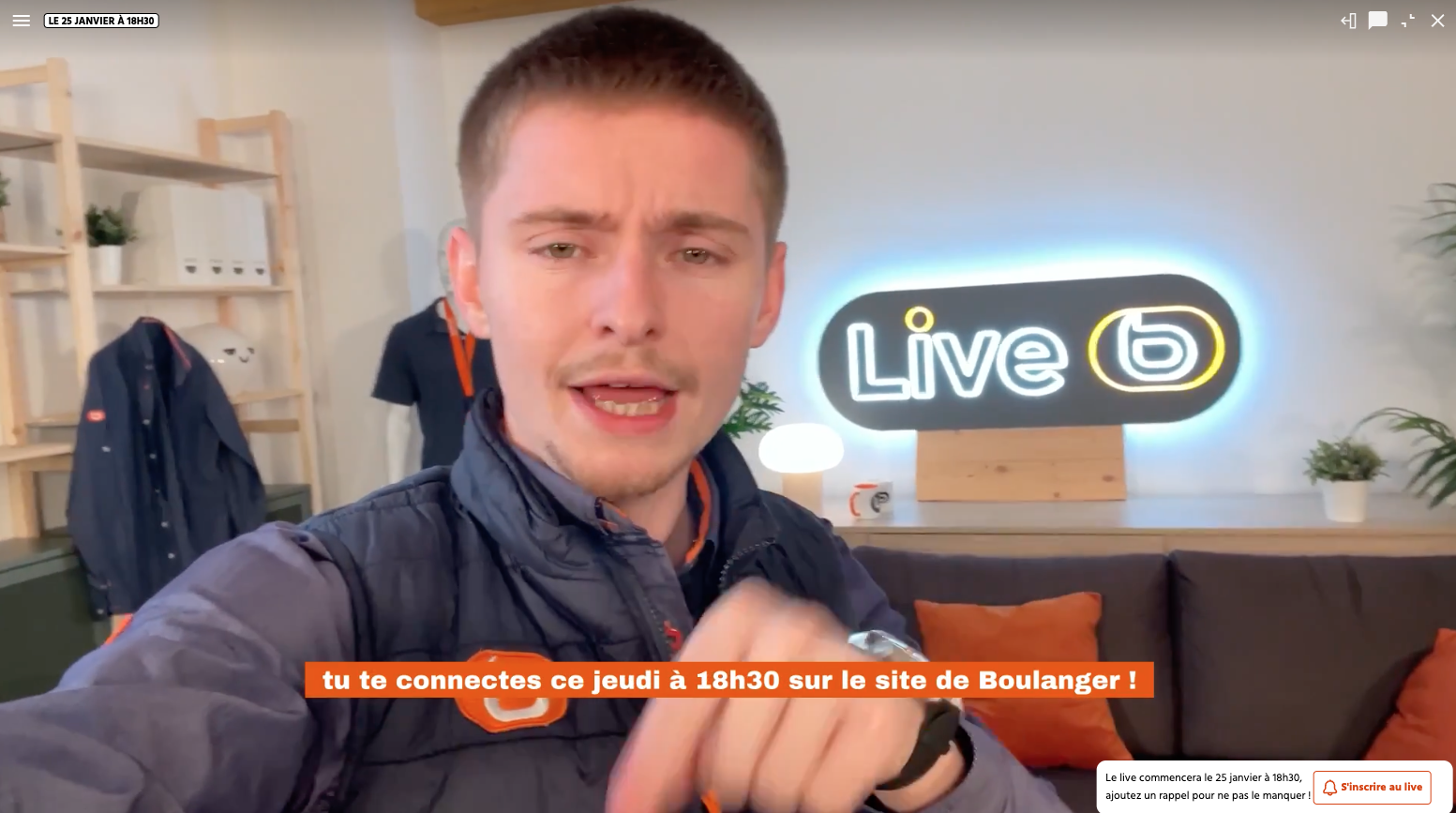 un présentateur vidéo dans le teaser d'un Live Shopping Boulanger